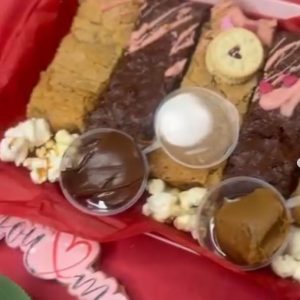 Blondie and Brownie Dipping Box